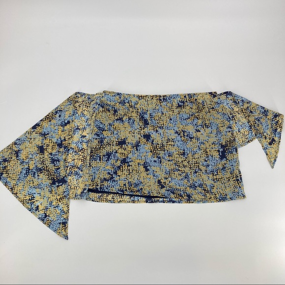 BCBGeneration Top - size 10 - Picture 2 of 8